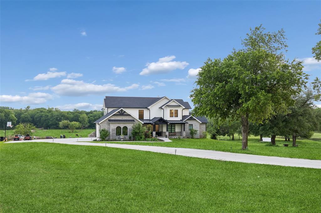 3937 Silver Crk Road Fort Worth, TX 76108 - Photo 2 of 40