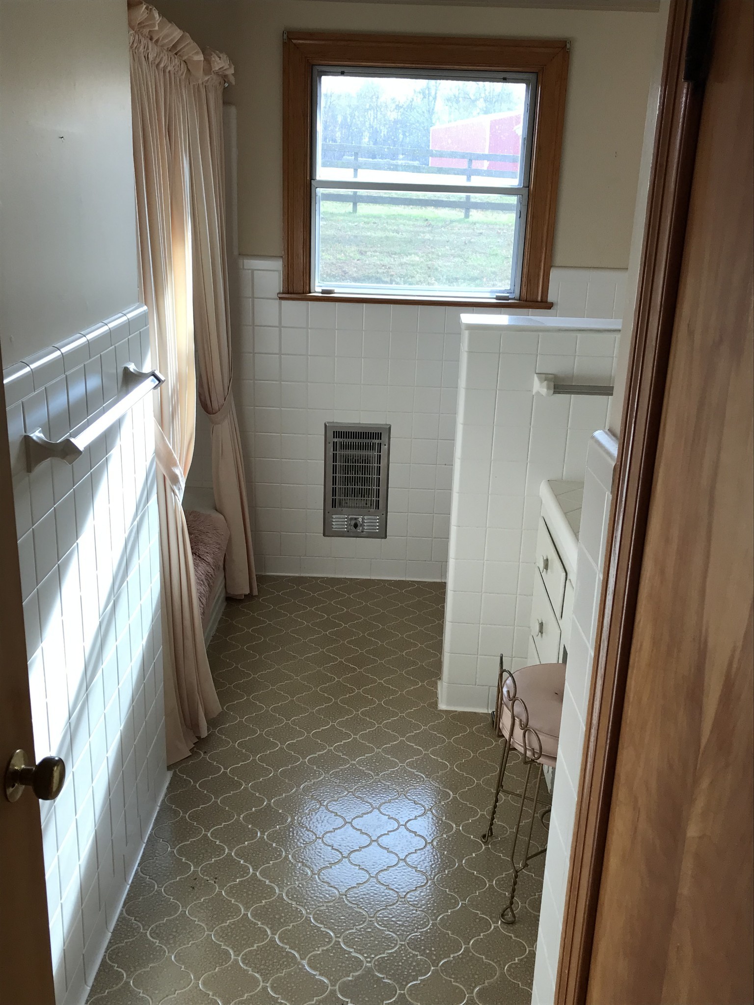 7129 Highland Road Portland, TN 37148 - Photo 17 of 35 a view of front door