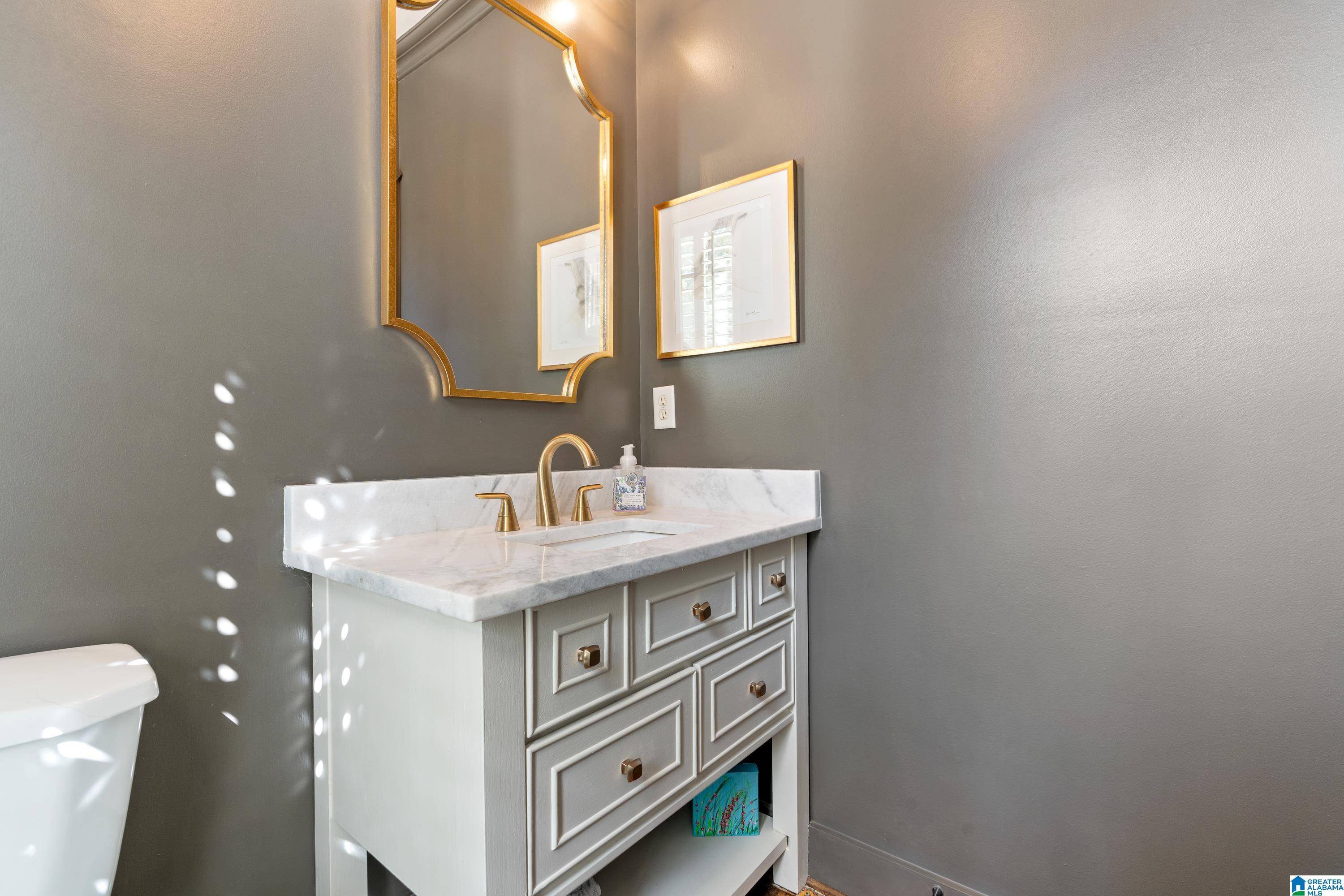 507 Greenbrier Way Hoover, AL 35244 - Photo 24 of 65