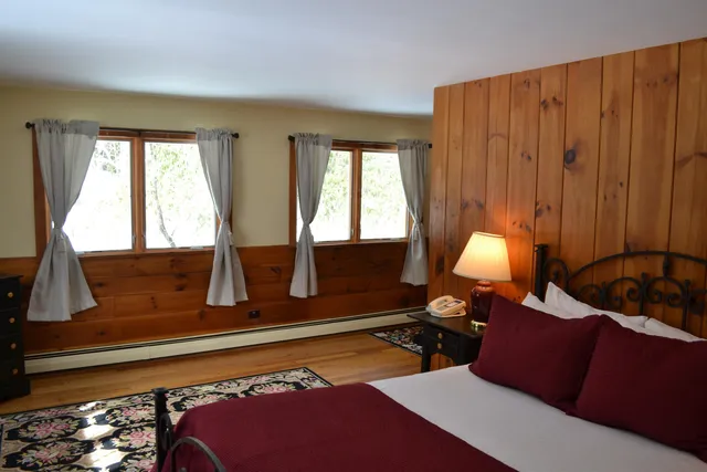 $5,500 | 5907 Mountain Road, Unit A, Stowe, VT 05672