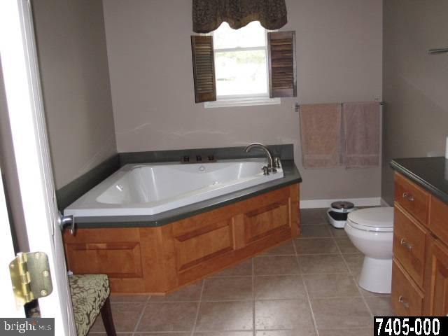 2389 Meeting House Road Spring Grove, PA 17362 - Photo 14 of 24