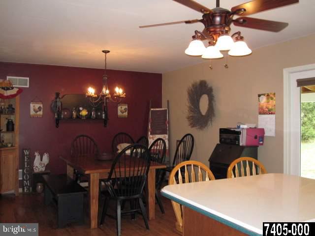 2389 Meeting House Road Spring Grove, PA 17362 - Photo 6 of 24