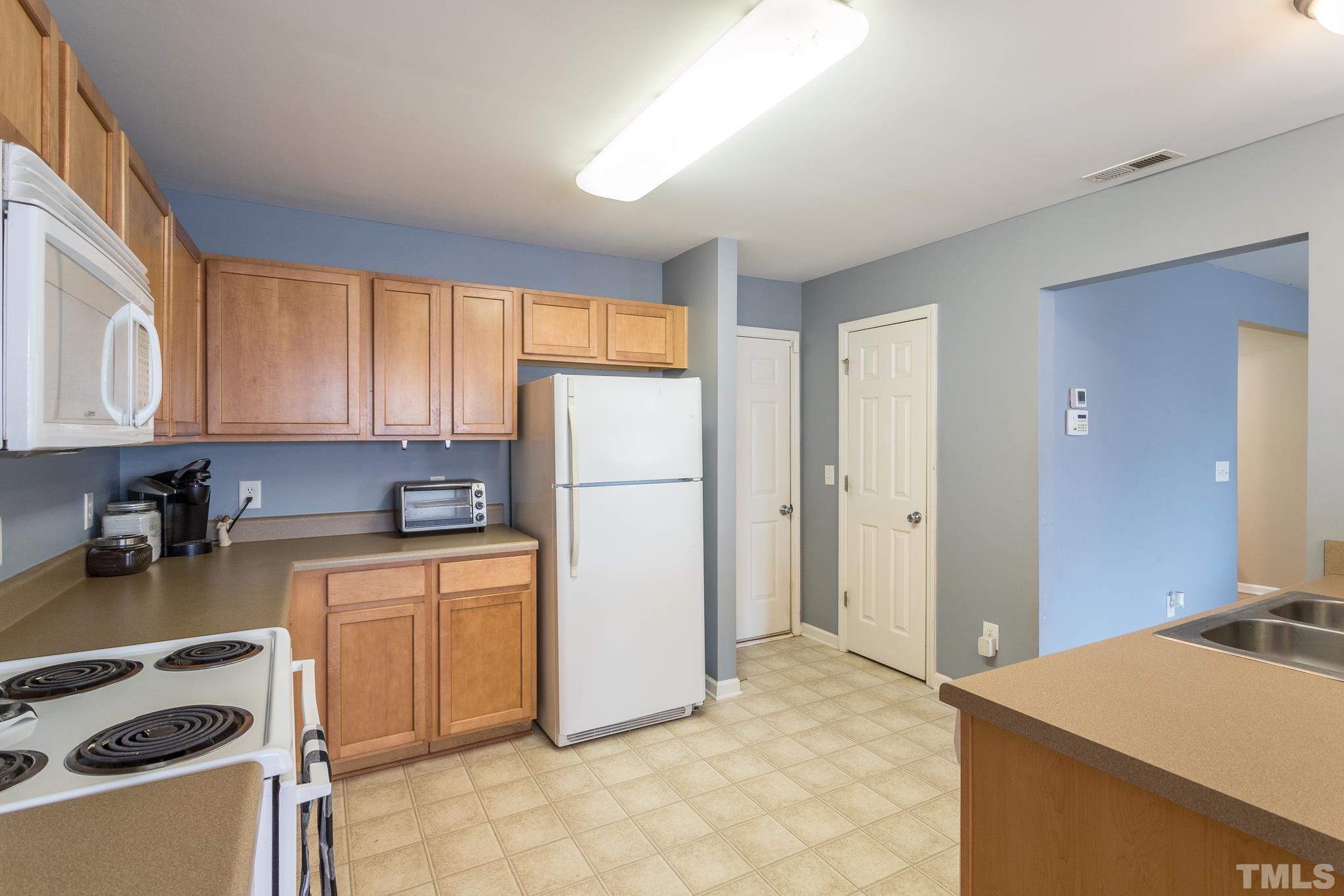 3801 Burtons Barn Street Raleigh, NC 27610 - Photo 12 of 29 Gallery Image 12
