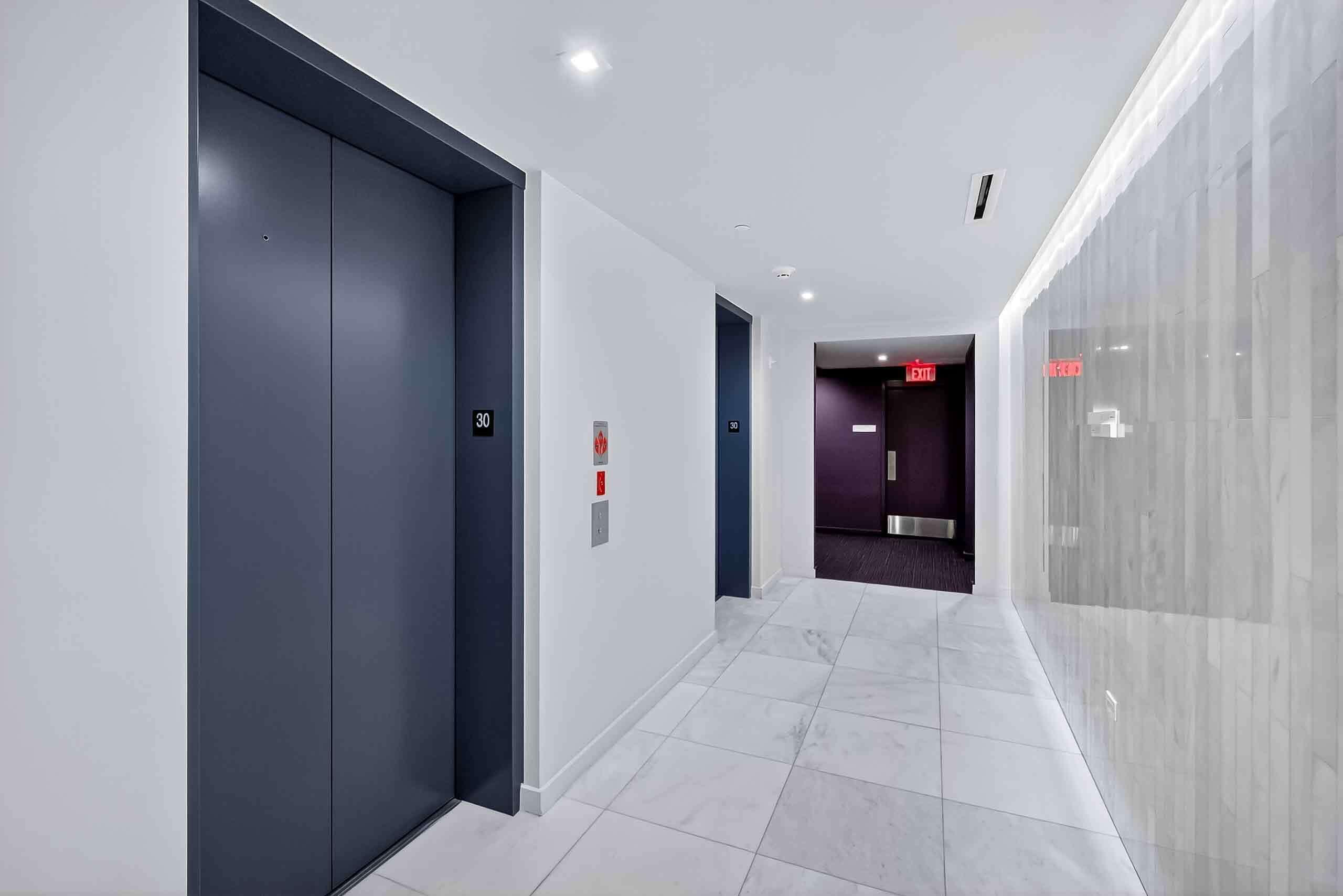 88 Southwest 7th Street, Unit 3003 Miami, FL 33130 - Photo 27 of 49 a view of a hallway