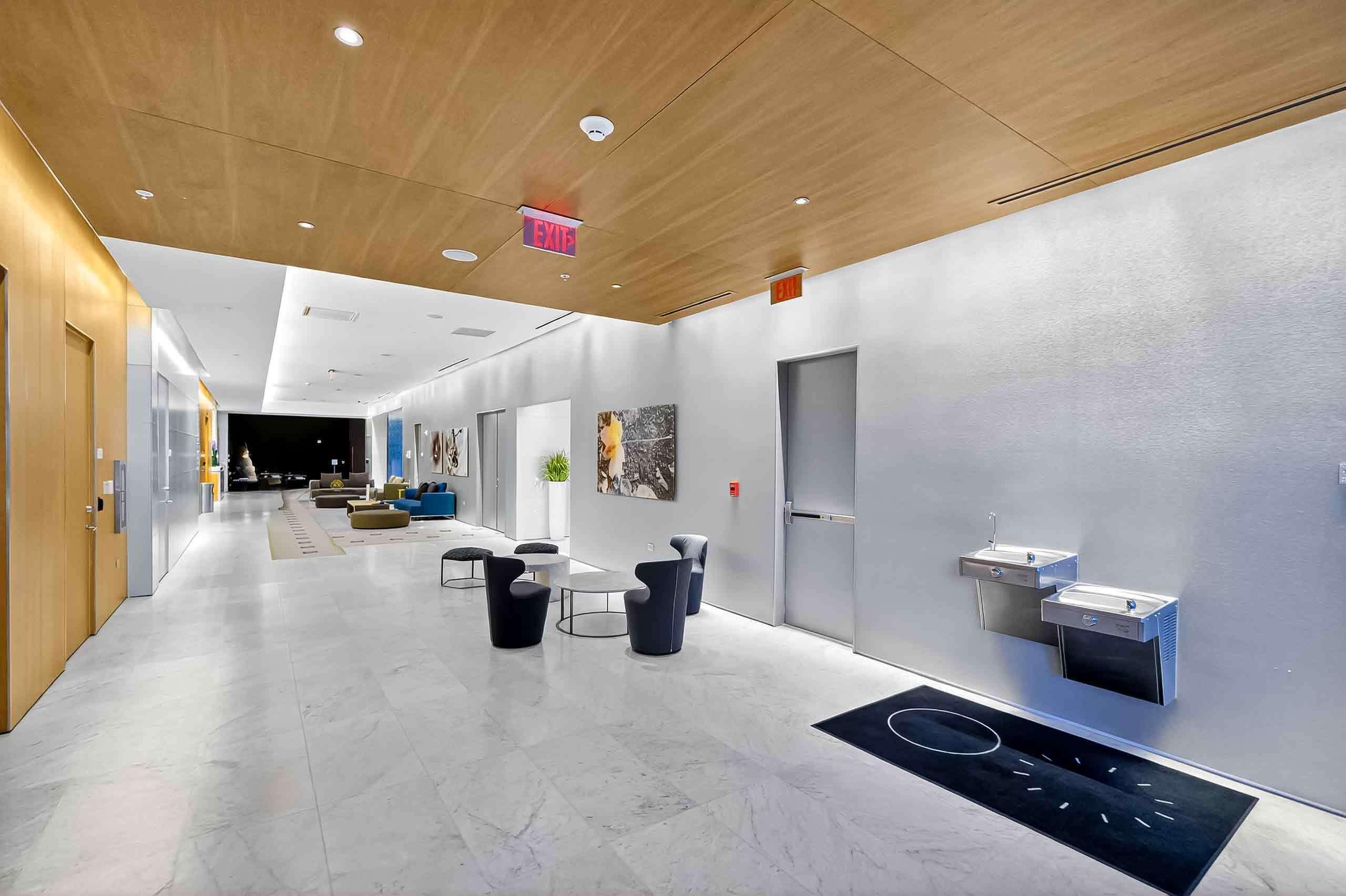 88 Southwest 7th Street, Unit 3003 Miami, FL 33130 - Photo 28 of 49 a lobby with furniture and window