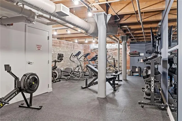 $175,000 | 700 Broadway Boulevard, Unit 508, Kansas City, MO 64105