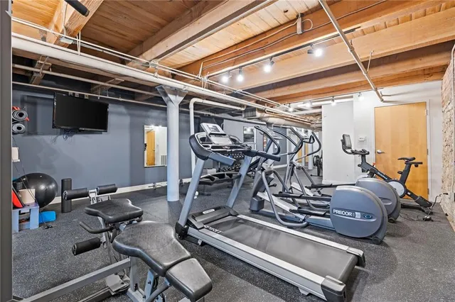 $175,000 | 700 Broadway Boulevard, Unit 508, Kansas City, MO 64105