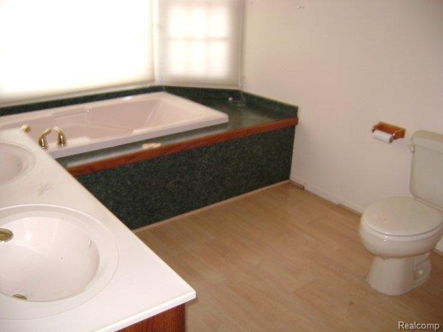 45300 Geddes Road Canton, MI 48188 - Photo 3 of 12 DSC02696