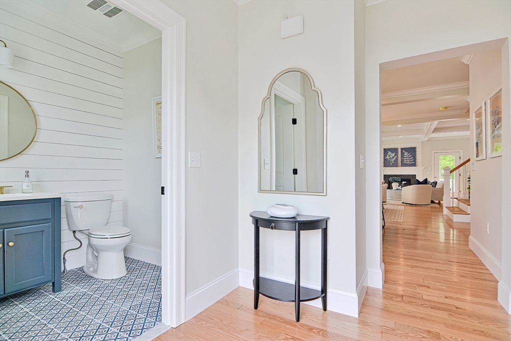 1 Damon Road, Unit 11 Medfield, MA 02052 - Photo 12 of 29 Gallery Image 12