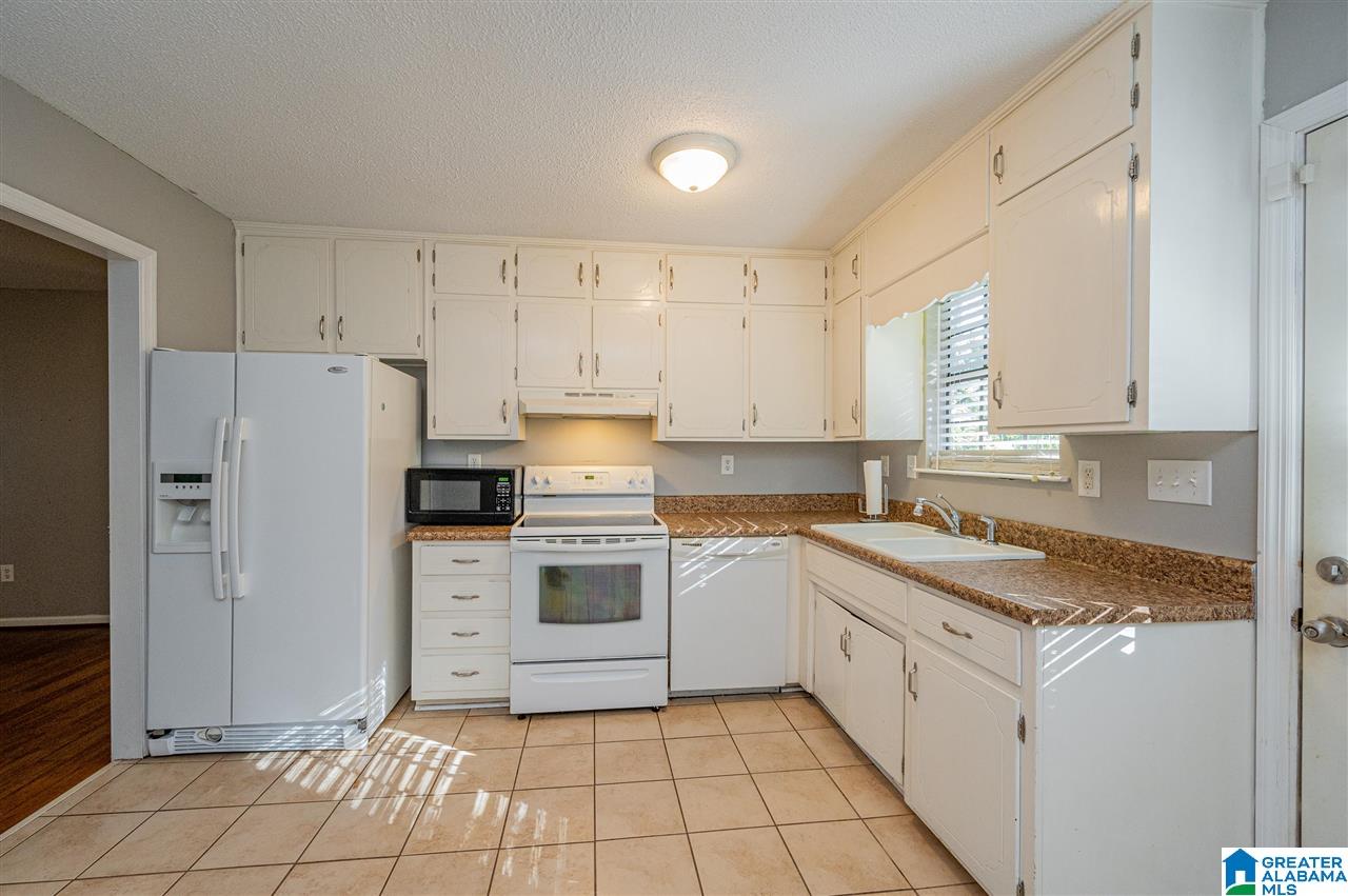 4541 Rolling Ridge Lane Gardendale, AL 35071 - Photo 10 of 41