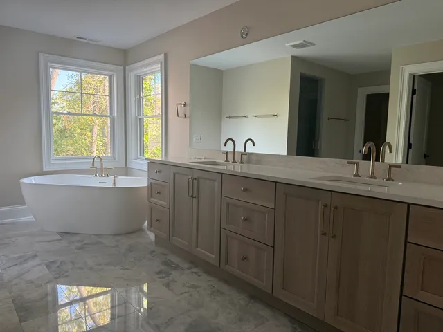 $2,899,000 | 213 Northampton Lane, Lincolnshire, IL 60069