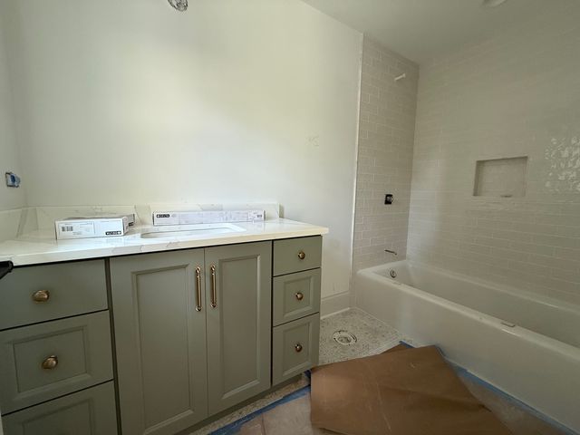 $2,899,000 | 213 Northampton Lane, Lincolnshire, IL 60069