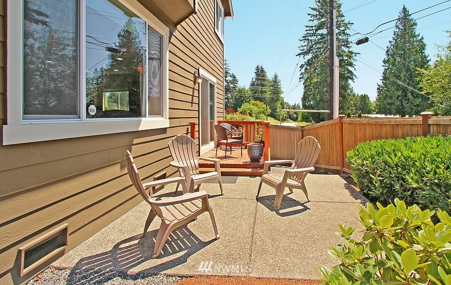 525 195th Street Southeast Bothell, WA 98012 - Photo 18 of 19