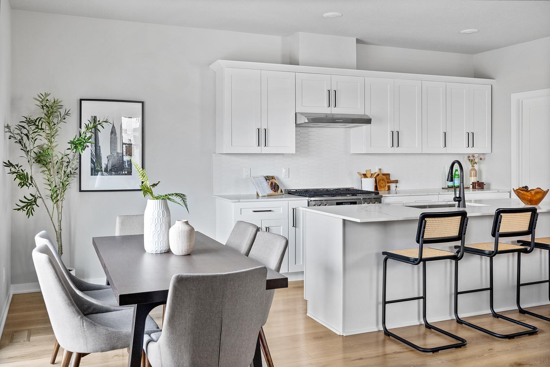 1941 West Rome Avenue St. Paul, MN 55116 - Photo 18 of 49