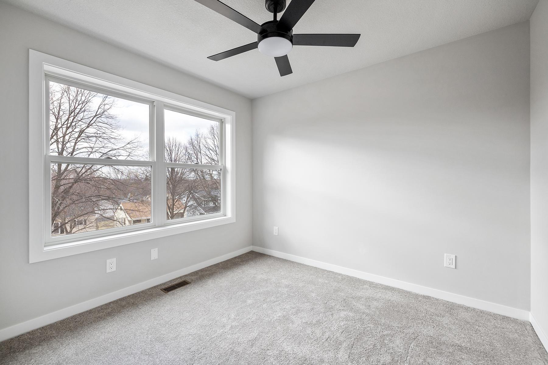 1941 West Rome Avenue St. Paul, MN 55116 - Photo 37 of 49