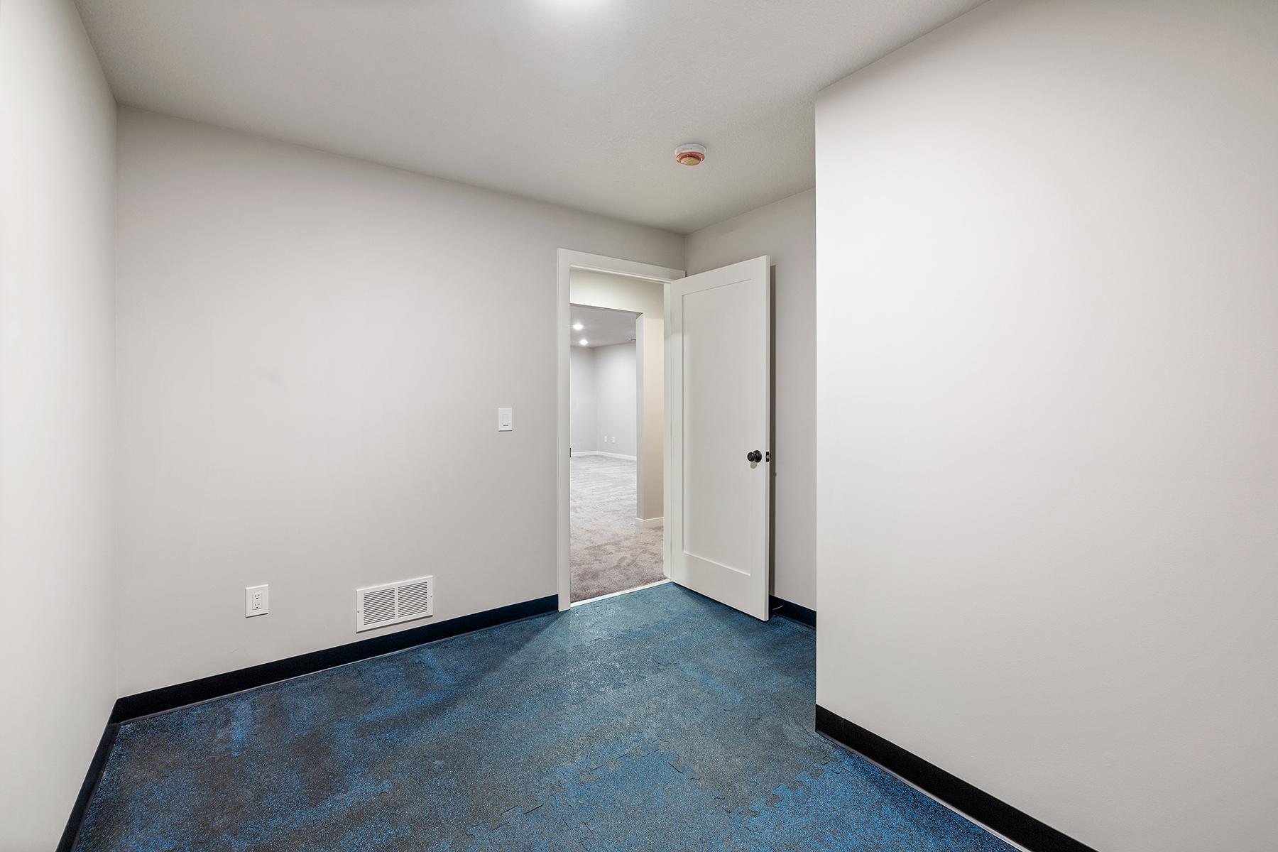 1941 West Rome Avenue St. Paul, MN 55116 - Photo 47 of 49