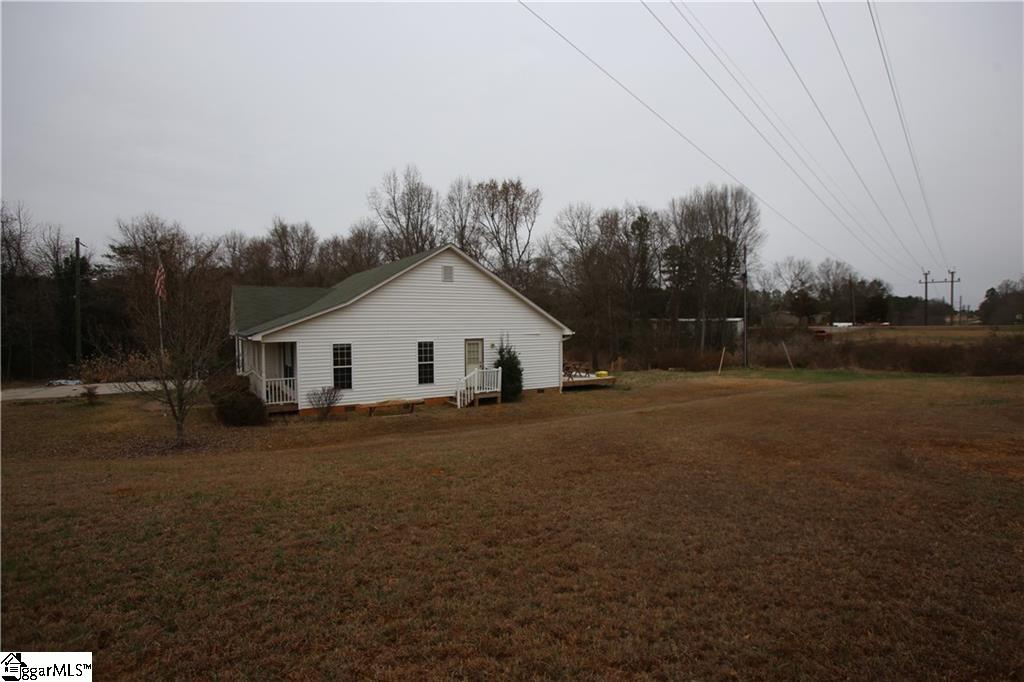 1517 Old Central Road Central, SC 29630 - Photo 3 of 12 Gallery Image 3