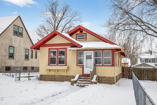 $224,900 | 3923 Russell Avenue North, Minneapolis, MN 55412