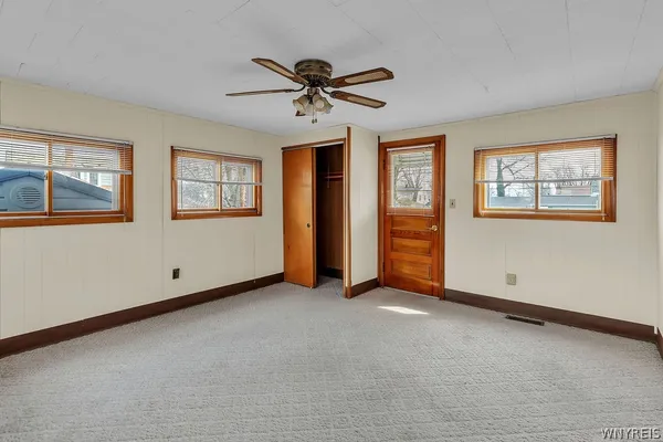 $269,900 | 36 Cleveland Drive, Tonawanda, NY 14223