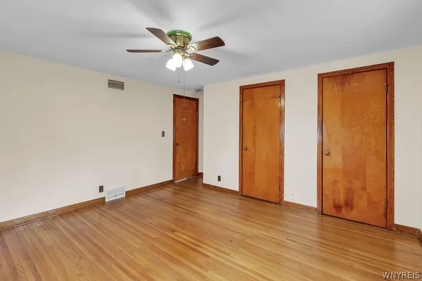 $269,900 | 36 Cleveland Drive, Tonawanda, NY 14223