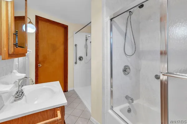 $269,900 | 36 Cleveland Drive, Tonawanda, NY 14223