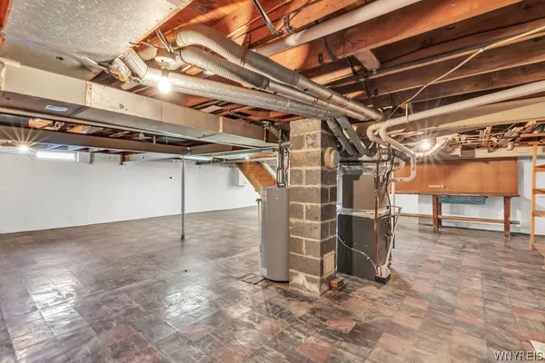 $269,900 | 36 Cleveland Drive, Tonawanda, NY 14223