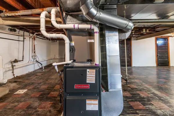 $269,900 | 36 Cleveland Drive, Tonawanda, NY 14223