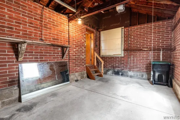 $269,900 | 36 Cleveland Drive, Tonawanda, NY 14223