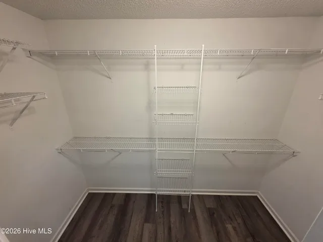 $2,050 | 104 Londonberry Lane, Jacksonville, NC 28540