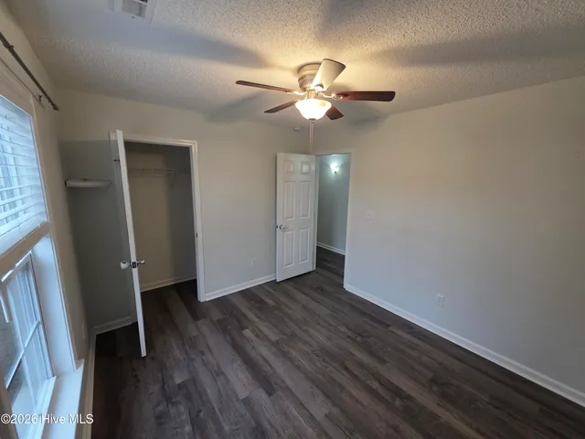 $2,050 | 104 Londonberry Lane, Jacksonville, NC 28540