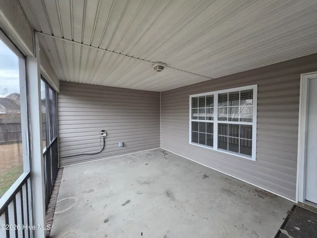 $2,050 | 104 Londonberry Lane, Jacksonville, NC 28540