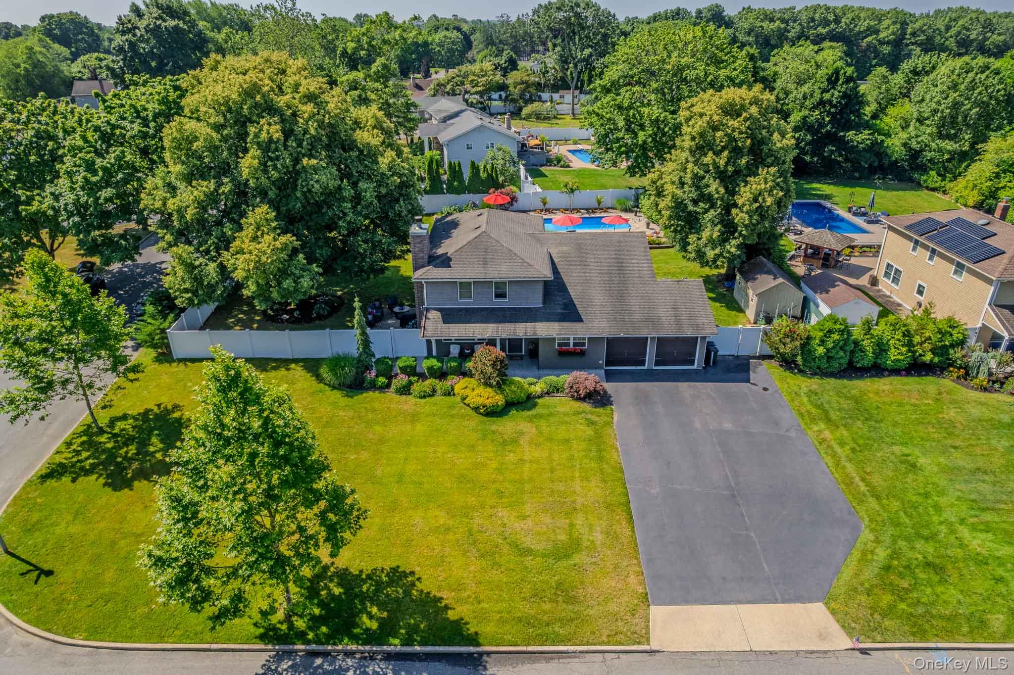 8 Feather Lane Commack, NY 11725 - Photo 41 of 50