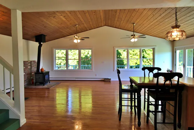 $495,000 | 4 Sandbar Heights Drive, South Hero, VT 05486