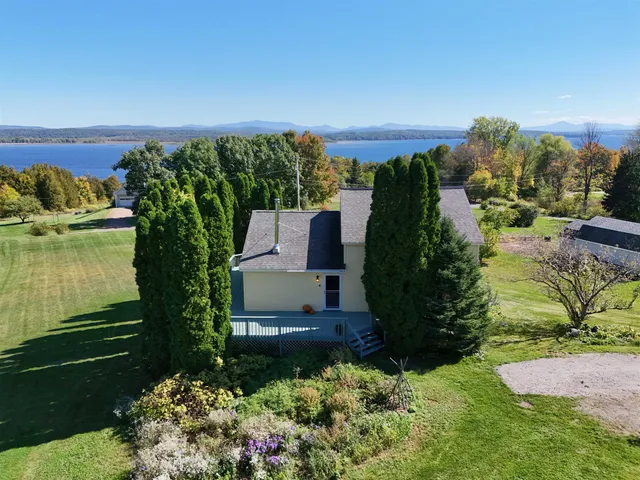 $495,000 | 4 Sandbar Heights Drive, South Hero, VT 05486