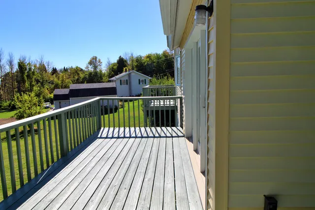 $495,000 | 4 Sandbar Heights Drive, South Hero, VT 05486