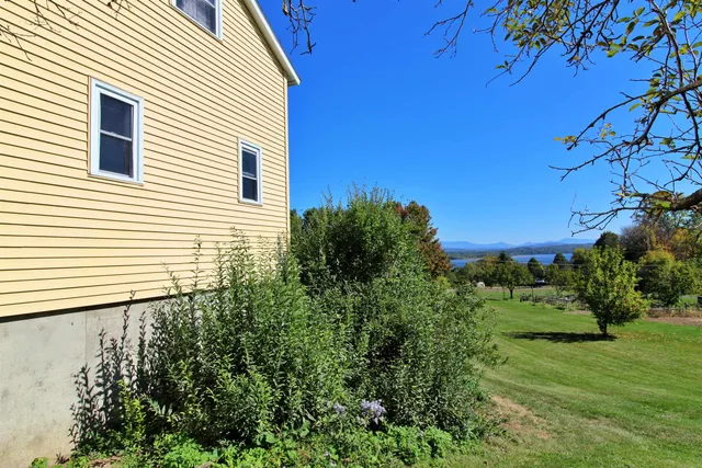 $495,000 | 4 Sandbar Heights Drive, South Hero, VT 05486