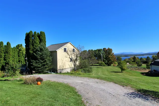$495,000 | 4 Sandbar Heights Drive, South Hero, VT 05486