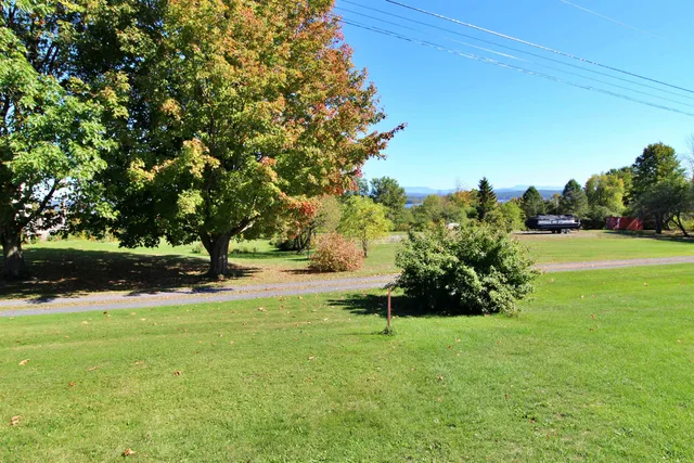 $495,000 | 4 Sandbar Heights Drive, South Hero, VT 05486