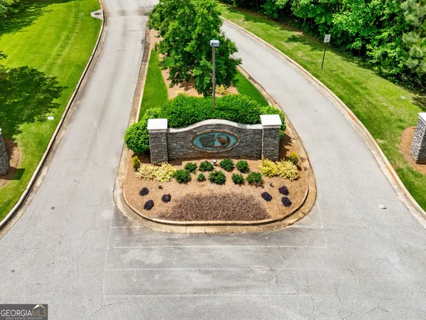 $19,900 | 302 Willow Pointe Drive, LaGrange, GA 30240