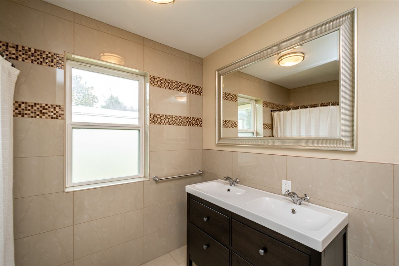 1311 Stoney Point Road Northwest Cedar Rapids, IA 52405 - Photo 18 of 33 Gallery Image 18