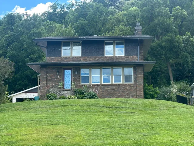 $324,900 | 781 East 7th Street, Red Wing, MN 55066