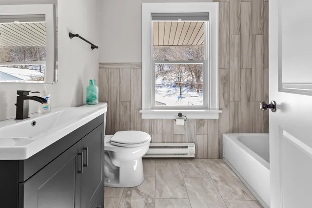 $324,900 | 781 East 7th Street, Red Wing, MN 55066