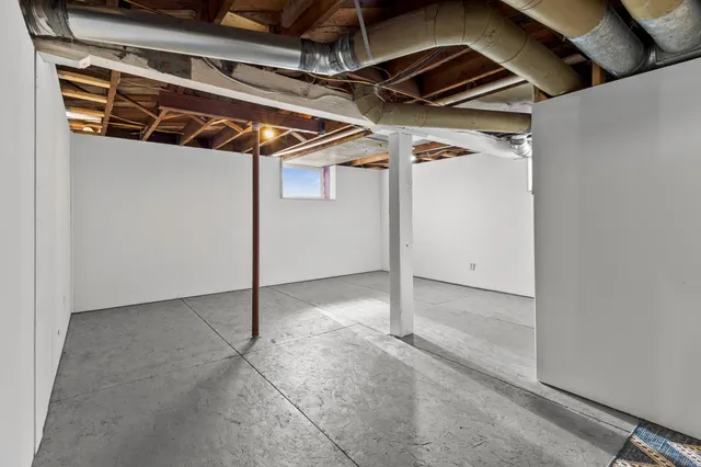 $324,900 | 781 East 7th Street, Red Wing, MN 55066