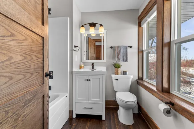 $324,900 | 781 East 7th Street, Red Wing, MN 55066