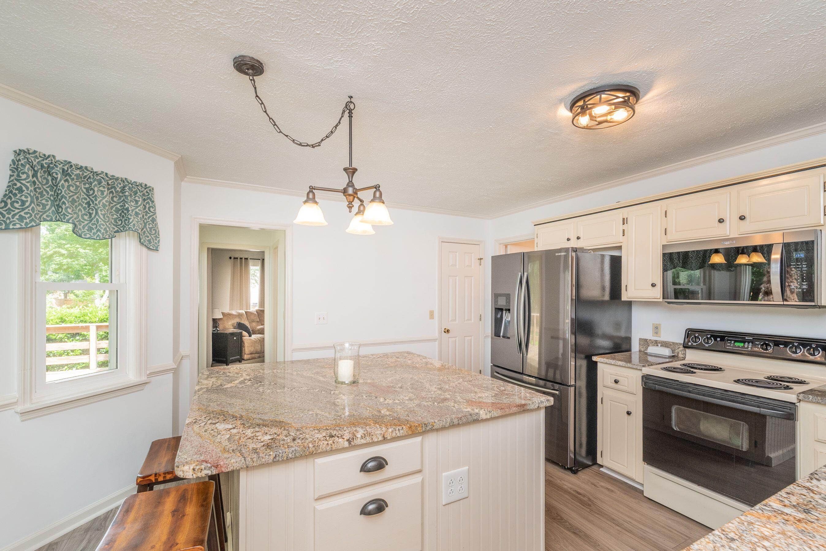 313 East Hedge Road Aiken, SC 29801 - Photo 15 of 48