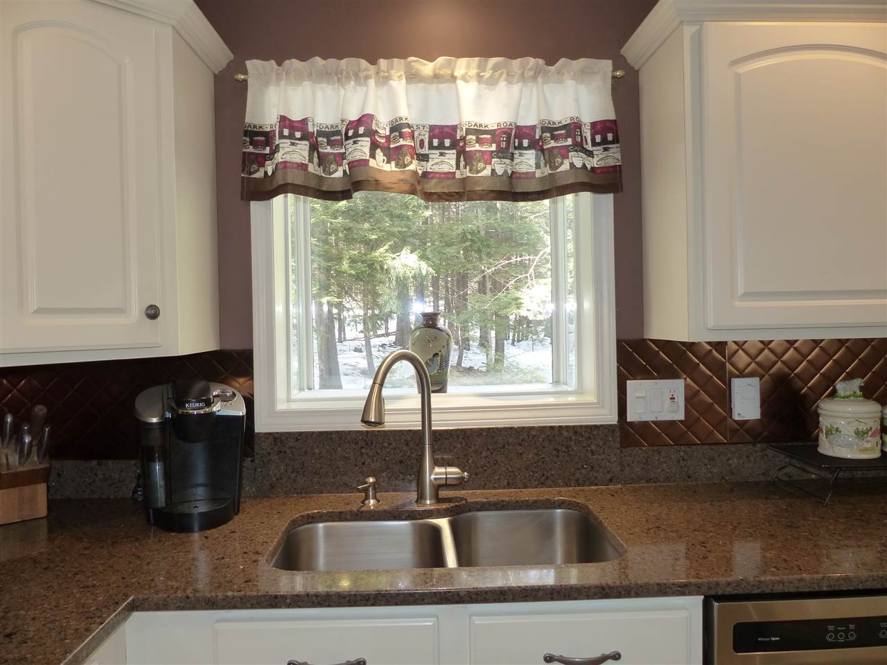 12 B Ryan Road Goffstown, NH 03045 - Photo 4 of 37 Gallery Image 4