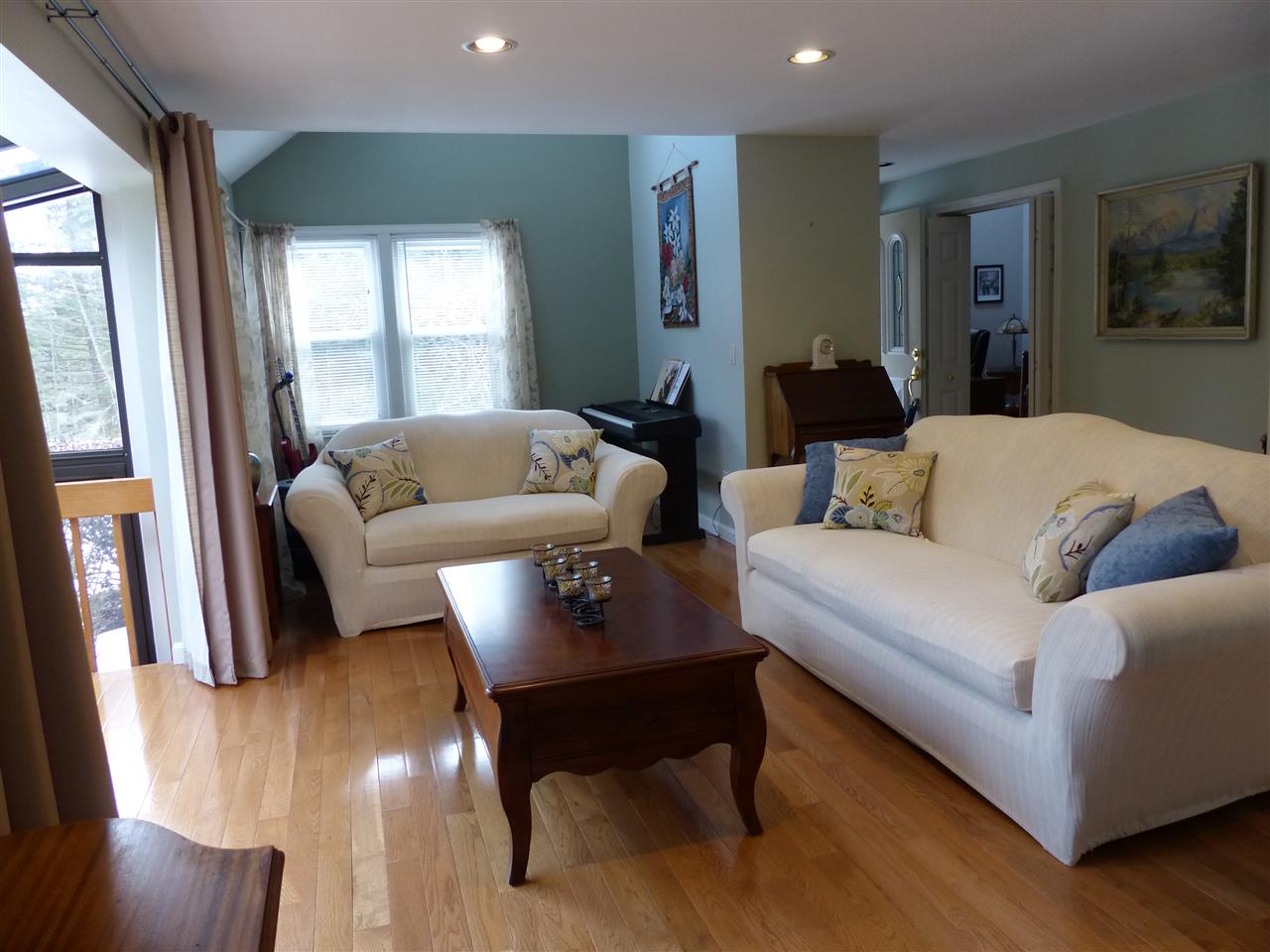 12 B Ryan Road Goffstown, NH 03045 - Photo 7 of 37 Gallery Image 7