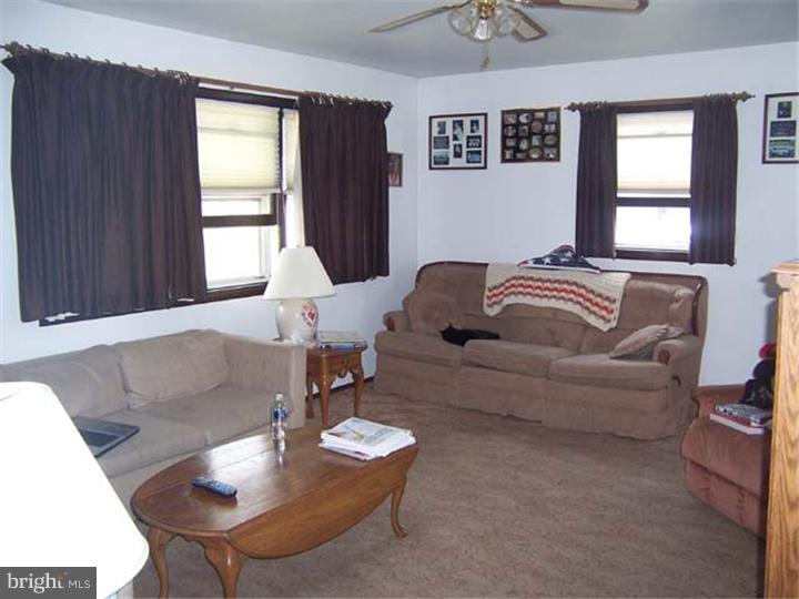 136 Lyons Road Mertztown, PA 19539 - Photo 4 of 9 Gallery Image 4