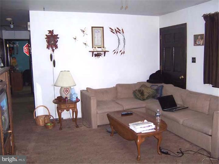 136 Lyons Road Mertztown, PA 19539 - Photo 5 of 9 Gallery Image 5