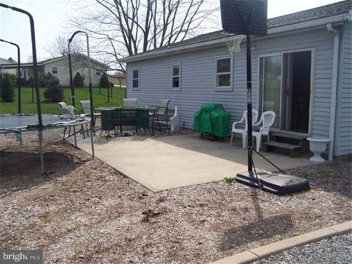 136 Lyons Road Mertztown, PA 19539 - Photo 6 of 9 Gallery Image 6